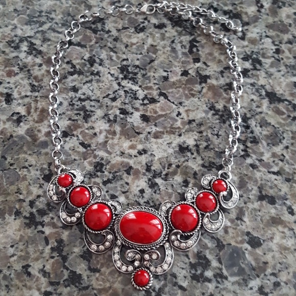 Jewelry - Necklace